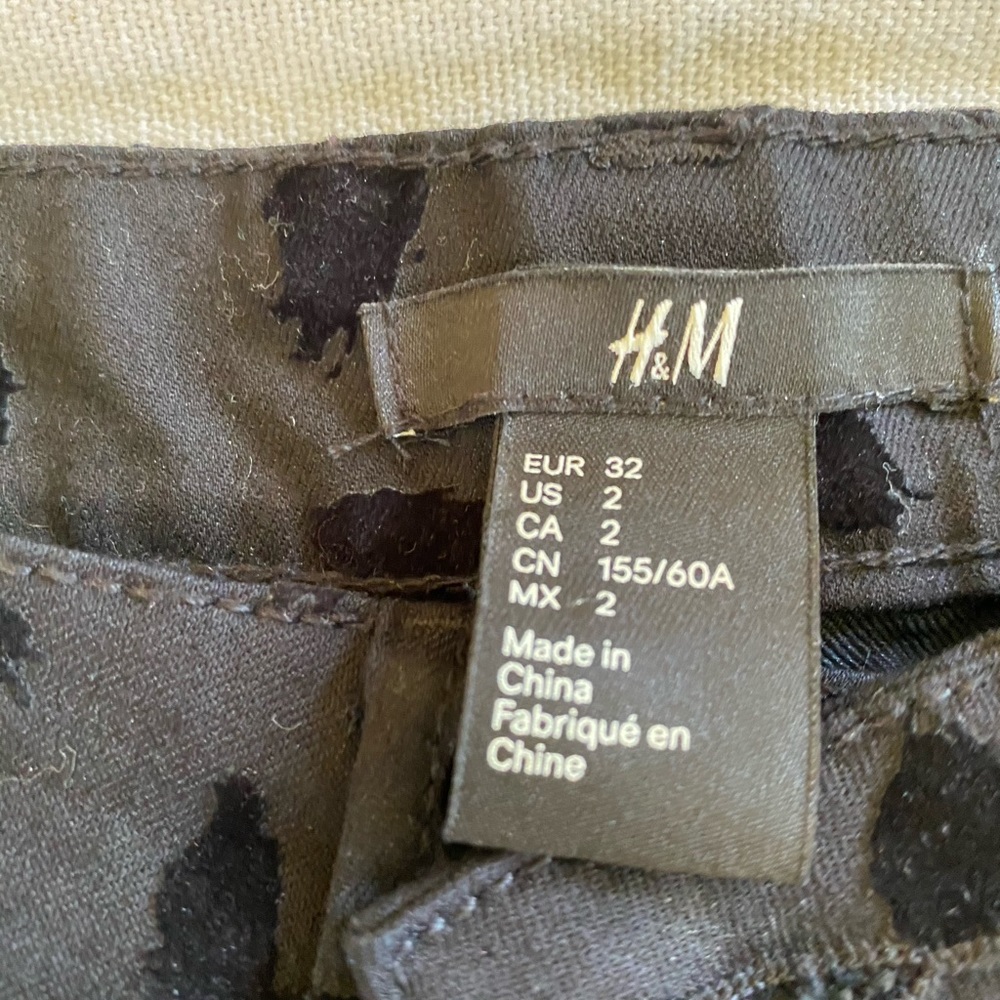 Pants - Picture 2 of 4